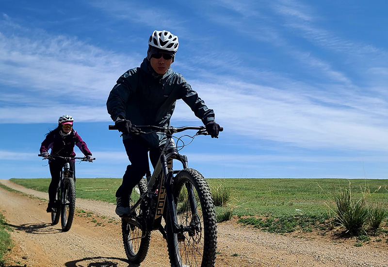 Cycling in Mongolian Gobi Desert